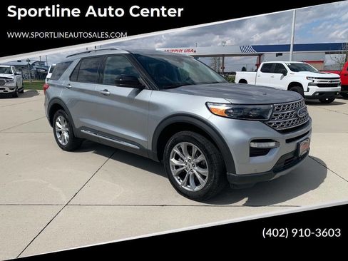 Used 2024 Ford Explorer Limited AWD/4WD image 1