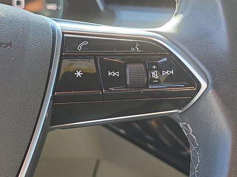 Used 2024 Audi Q8 e-tron Prestige w/ Prestige Package AWD/4WD image 16