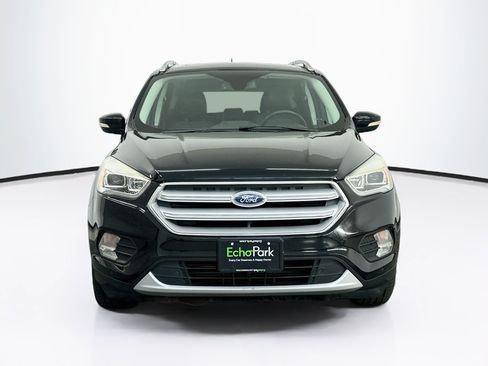 Used 2018 Ford Escape Titanium FWD image 2