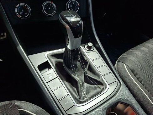 Used 2023 Volkswagen Jetta Sport FWD image 18