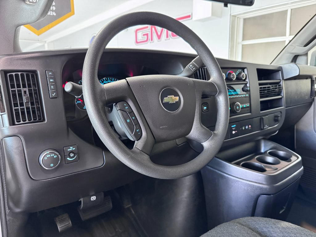 Used 2025 Chevrolet Express 2500 w/ Driver Convenience Package RWD image 10