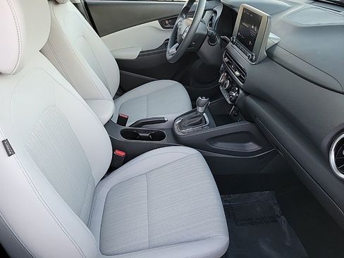 Used 2023 Hyundai Kona SEL image 16