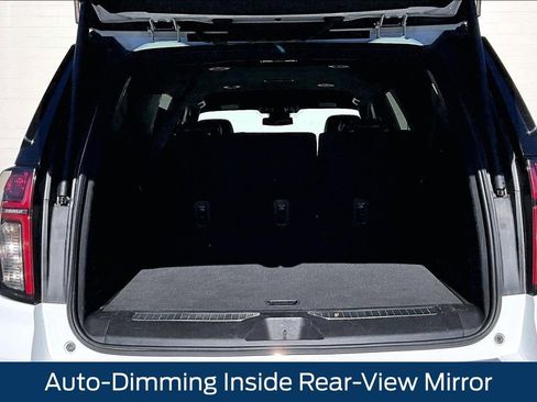 Used 2023 Chevrolet Suburban Premier image 26