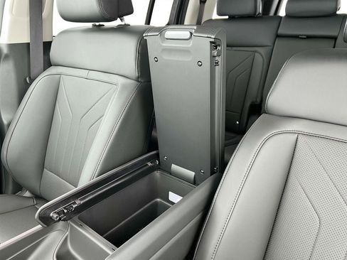 New 2025 Hyundai Santa Fe SEL image 18