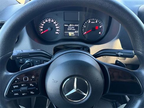 Used 2020 Mercedes-Benz Sprinter 2500 image 26