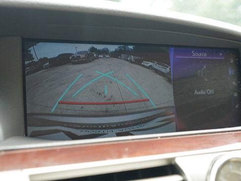 Used 2017 Lexus LS 460 w/ Comfort Package RWD image 10
