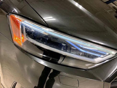 Used 2021 Audi A8 L 3.0T w/ Luxury Package image 25