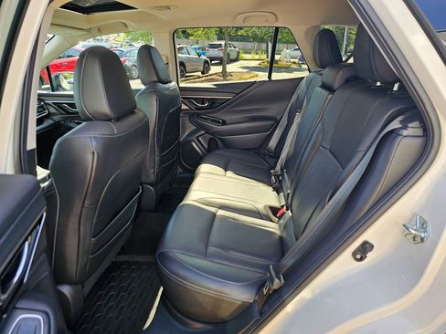 Used 2023 Subaru Outback Limited AWD/4WD image 16