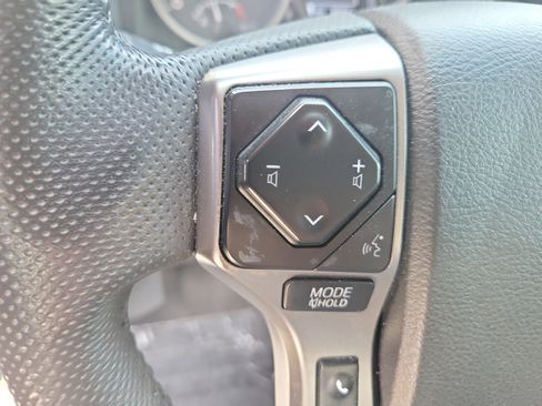 Used 2023 Toyota Tacoma SR5 AWD/4WD image 27