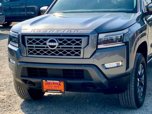 Used 2024 Nissan Frontier SL w/ Technology Package AWD/4WD image 9