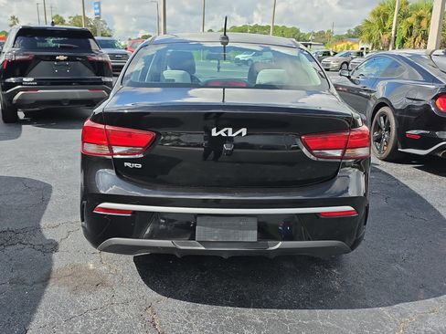 Used 2022 Kia Rio S FWD image 5