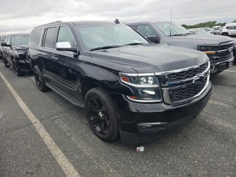 Used 2017 Chevrolet Suburban Premier AWD/4WD image 2