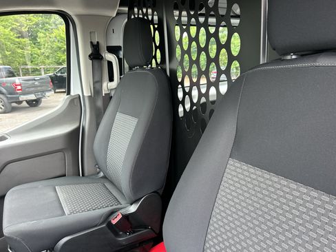 Used 2025 Ford Transit 250 Low Roof w/ Exterior Upgrade Package RWD image 17