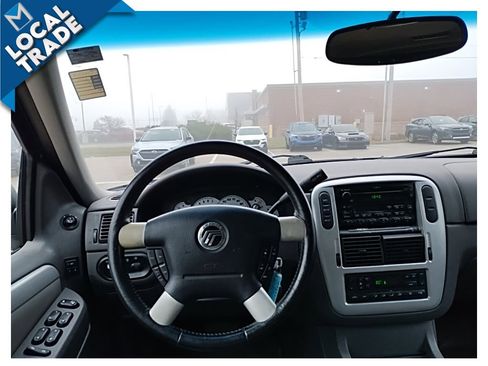 Used 2002 Mercury Mountaineer AWD image 17