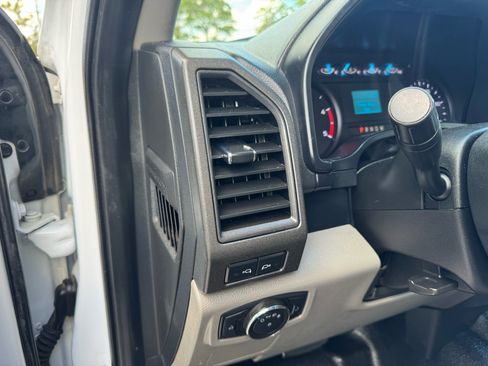 Used 2021 Ford F450 XL w/ Power Equipment Group image 27