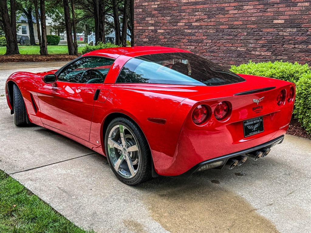 Used 2008 Chevrolet Corvette Coupe w/ Preferred Equipment Group RWD image 5