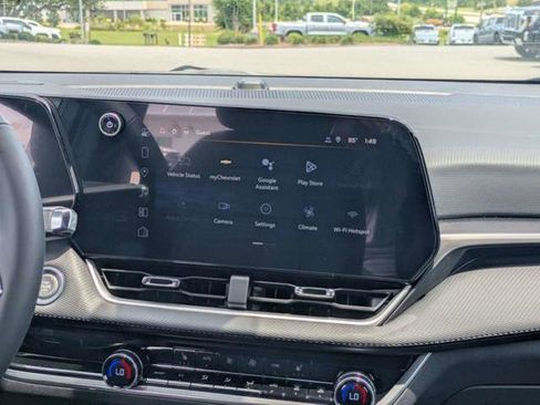 New 2026 Chevrolet Equinox LT w/ Convenience Package II FWD image 21