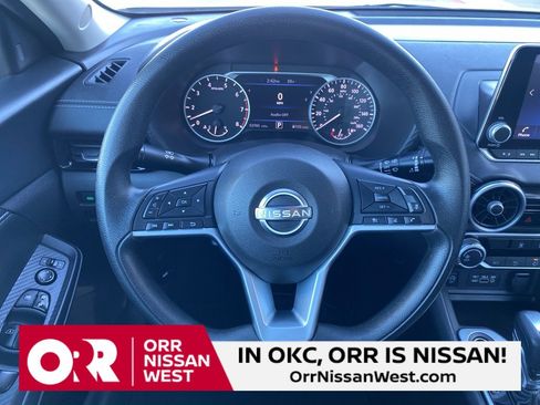 Used 2024 Nissan Sentra SV image 22