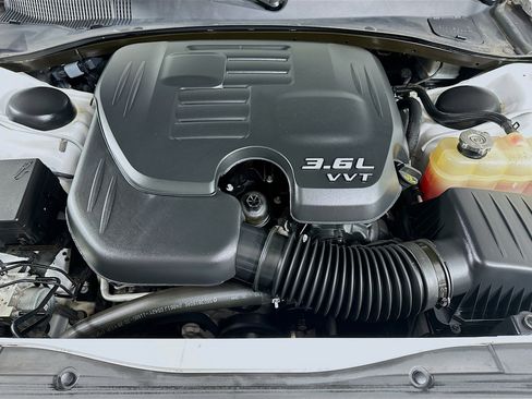 Used 2022 Chrysler 300 S image 34