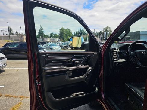 Used 2022 RAM 1500 Limited AWD/4WD image 18