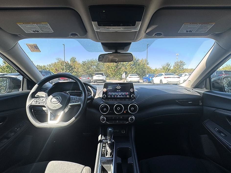 Certified 2025 Nissan Sentra SV FWD image 28