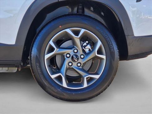 New 2026 Chevrolet Trax LT image 10