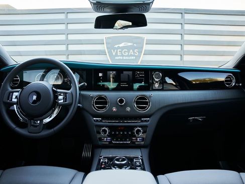 Used 2025 Rolls-Royce Ghost AWD/4WD image 66