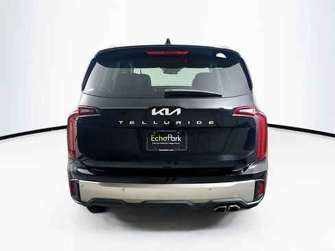 Used 2025 Kia Telluride S image 7