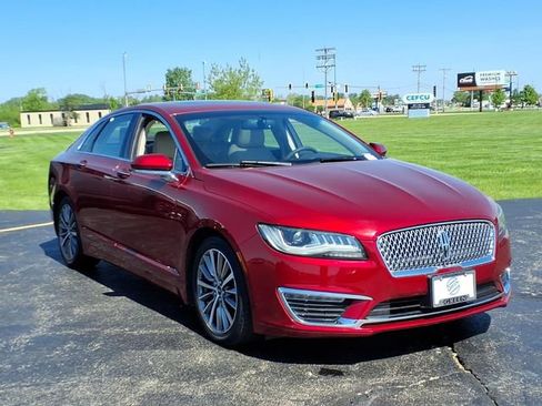 Used 2017 Lincoln MKZ Select FWD image 1