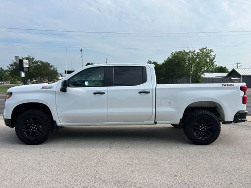 Used 2023 Chevrolet Silverado 1500 Custom Trail Boss AWD/4WD image 5