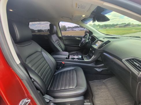 Used 2020 Ford Edge SEL FWD image 34
