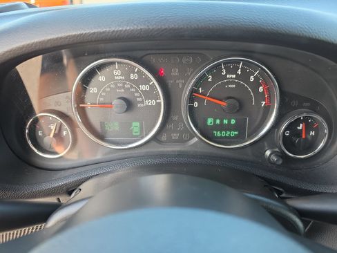 Used 2018 Jeep Wrangler Unlimited Sport w/ Power Convenience Group AWD/4WD image 23