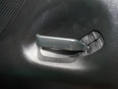 Used 1995 Ford Bronco XLT image 36