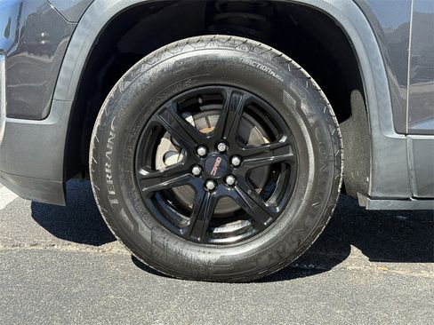 Used 2020 GMC Acadia AT4 w/ Driver Alert Package II image 9