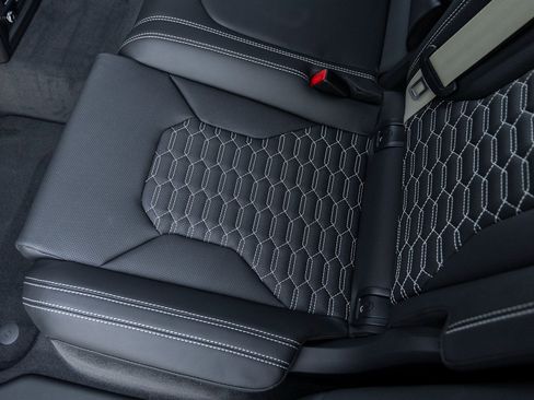 Used 2024 Lamborghini Urus S image 35