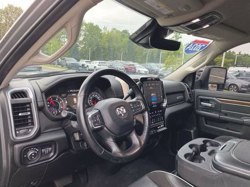 Used 2024 RAM 2500 Laramie w/ Safety Group AWD/4WD image 10