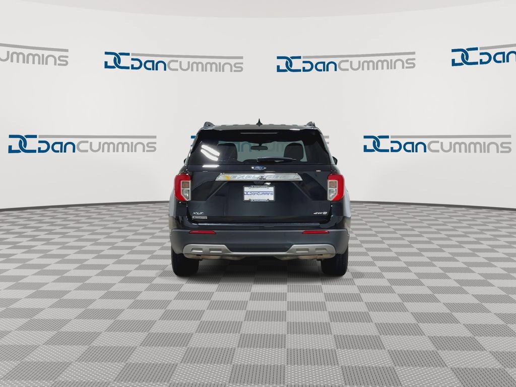 Used 2023 Ford Explorer XLT w/ Equipment Group 202A AWD/4WD image 7