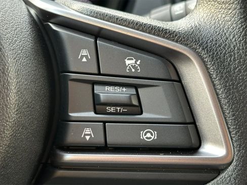 Certified 2025 Subaru Impreza 2.0i image 22