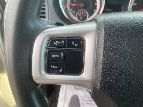 Used 2017 Dodge Grand Caravan SE w/ Power Window Group image 16