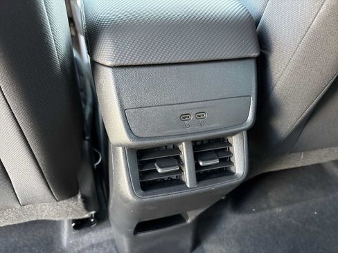 New 2026 Chevrolet Equinox LT FWD image 21