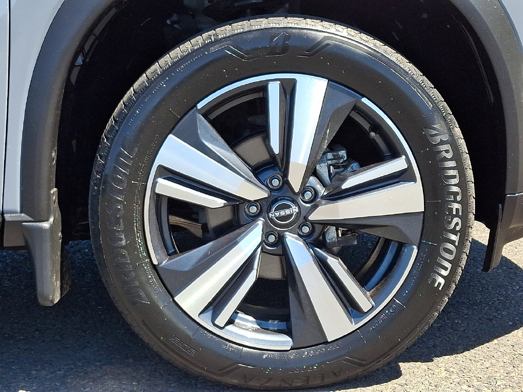 Certified 2023 Nissan Rogue SL w/ SL Premium Package AWD/4WD image 9