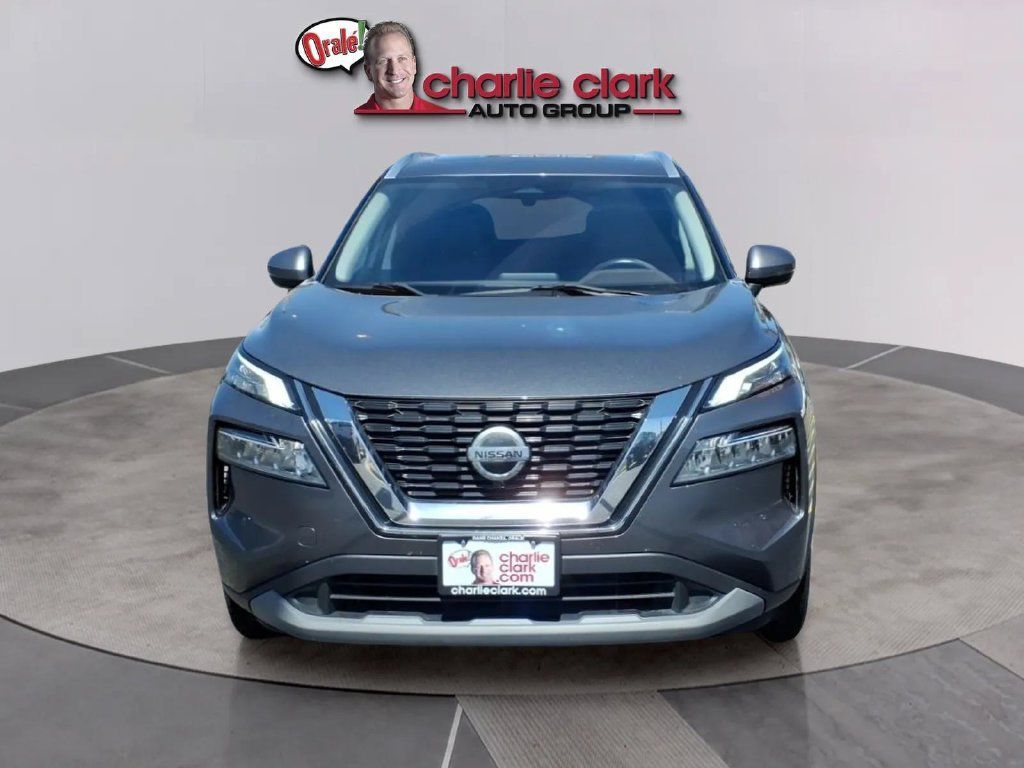 Used 2021 Nissan Rogue SV w/ Premium Package FWD image 8