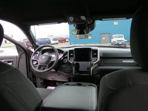 Used 2026 RAM 2500 Big Horn AWD/4WD image 14