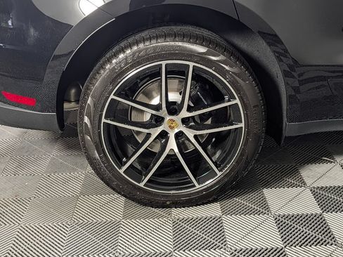 New 2026 Porsche Macan AWD/4WD image 13