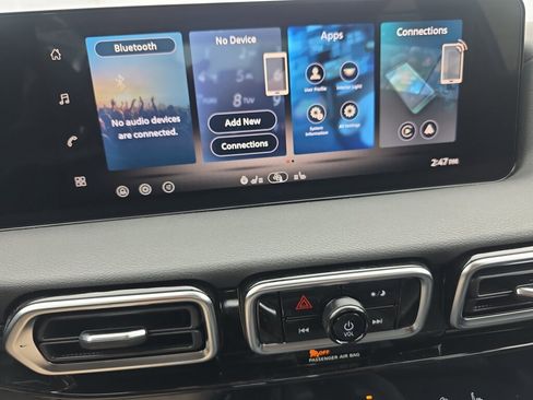 New 2026 Nissan Sentra SV w/ SV Convenience Package FWD image 11