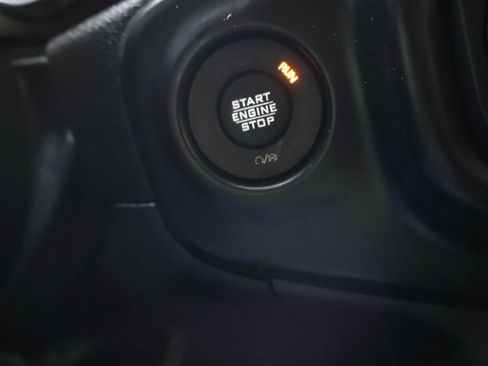 Used 2020 Jeep Wrangler Unlimited Sahara w/ Uconnect 4C Nav & Sound Group AWD/4WD image 28