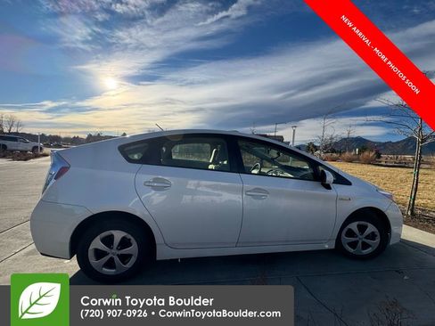 Used 2014 Toyota Prius Two image 8