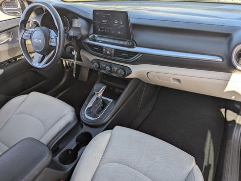 Used 2023 Kia Forte LXS w/ LXS Technology Package image 12