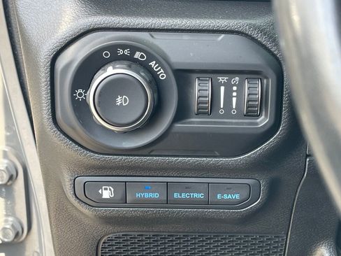 Used 2021 Jeep Wrangler Unlimited Rubicon 4xe w/ Steel Bumper Group AWD/4WD image 23