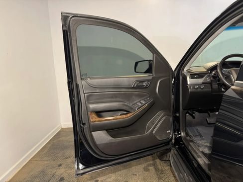 Used 2019 Chevrolet Tahoe LT AWD/4WD image 7